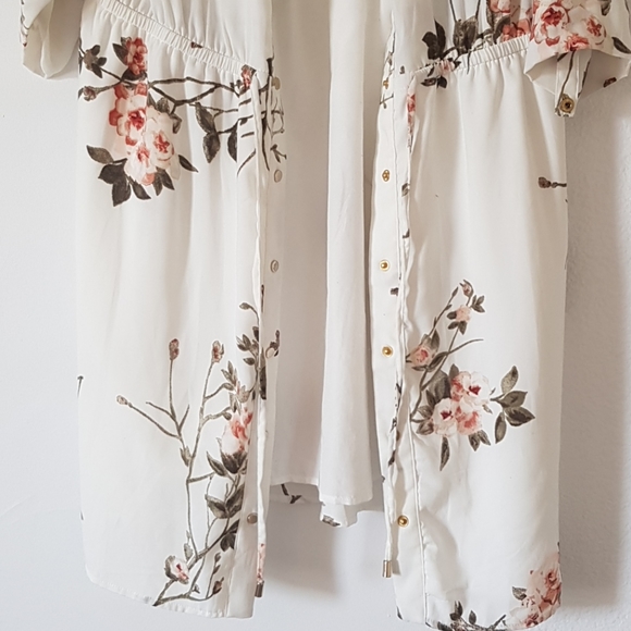 Dress - Picture 6 of 6